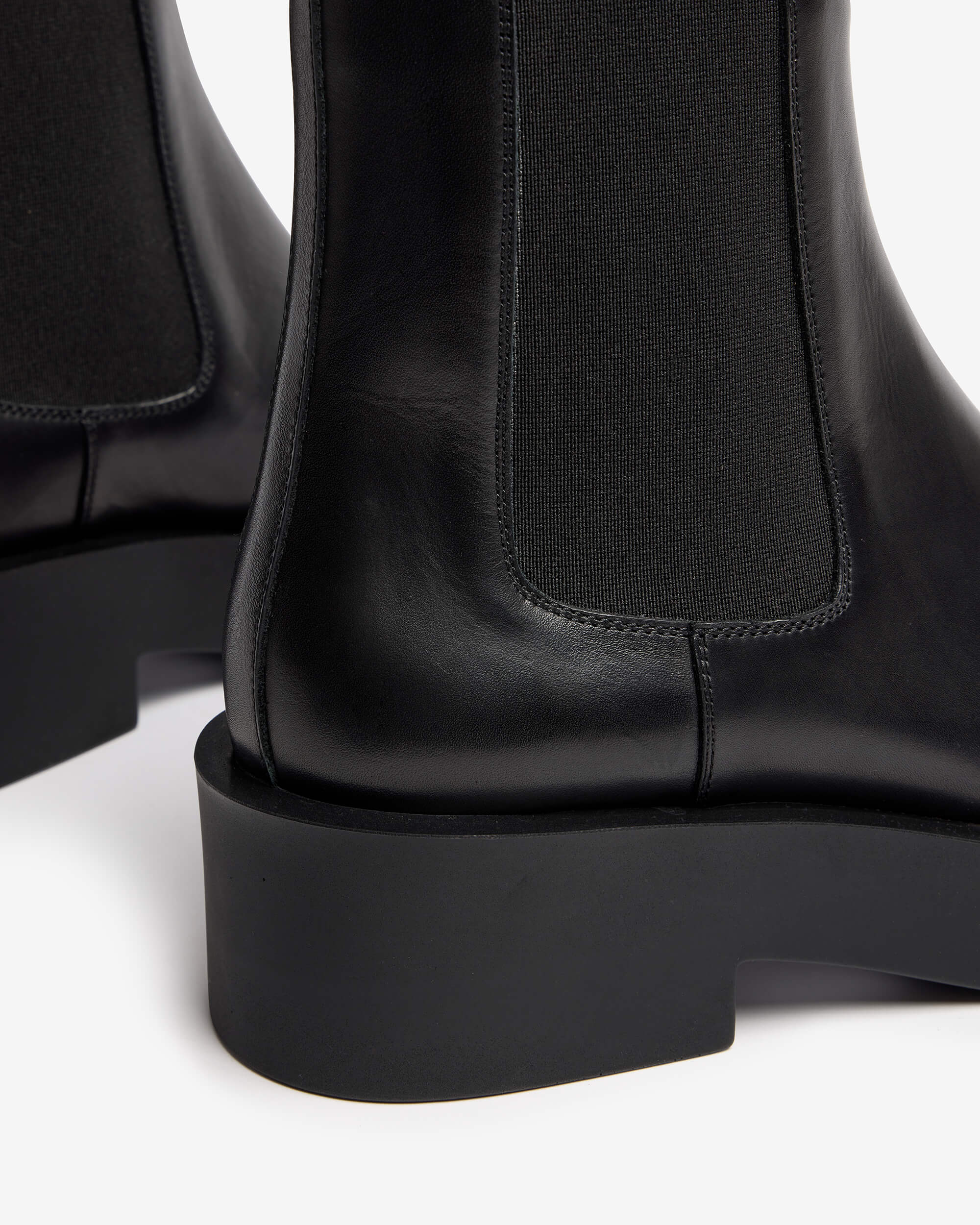 Papia | Women's calfskin chelsea boot