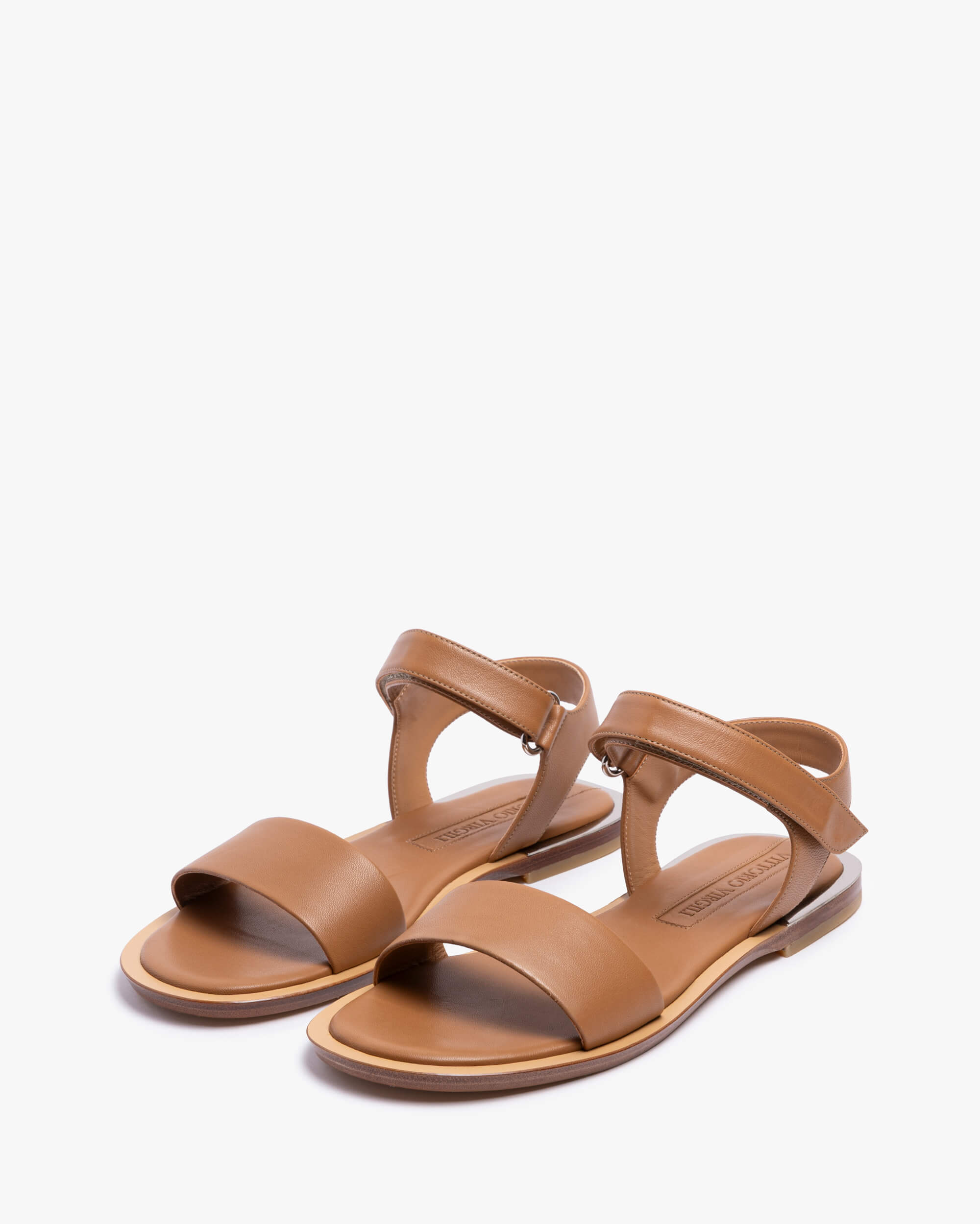 Etrilia | Women's goat sandal