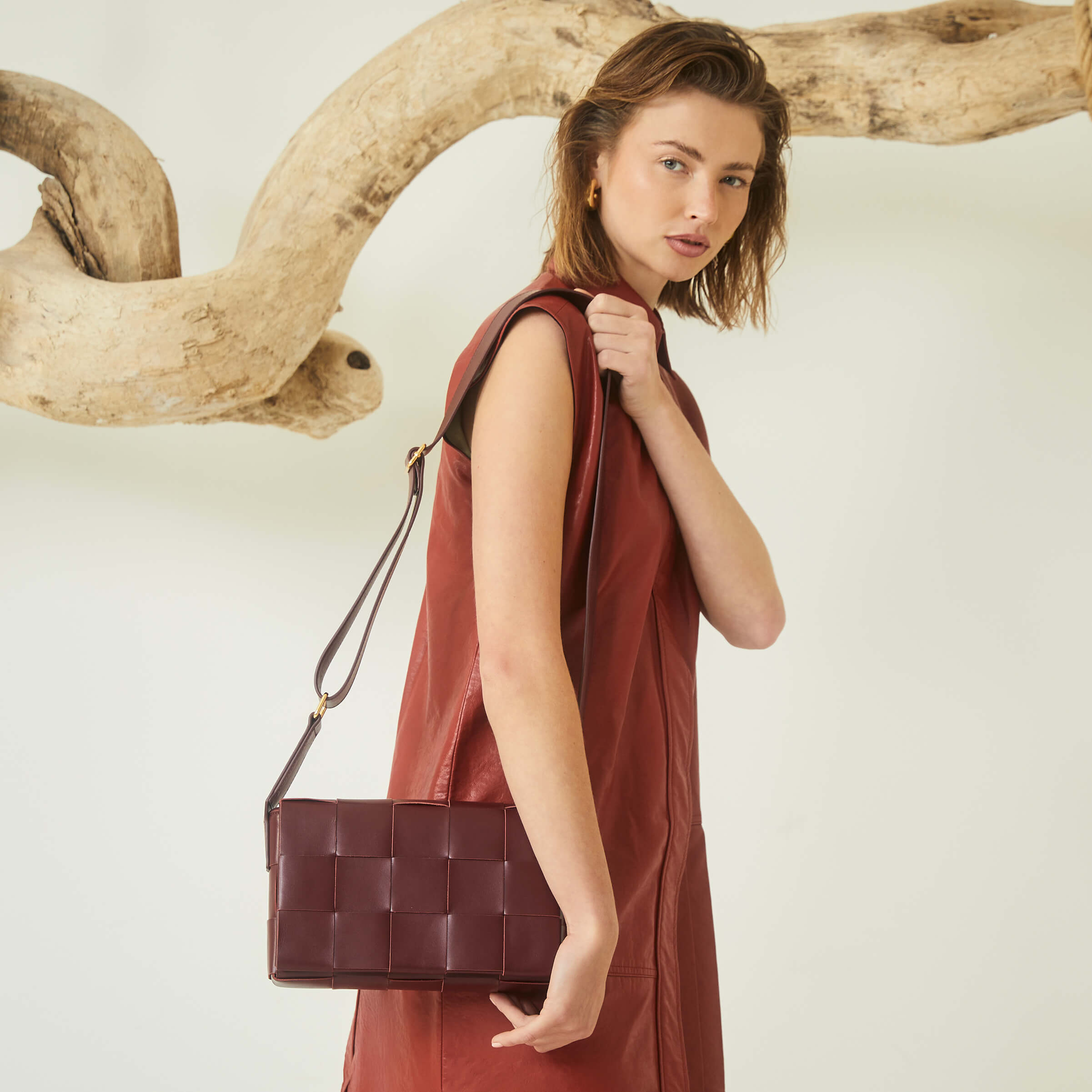 Nora | Borsa in pelle intrecciata bordeaux