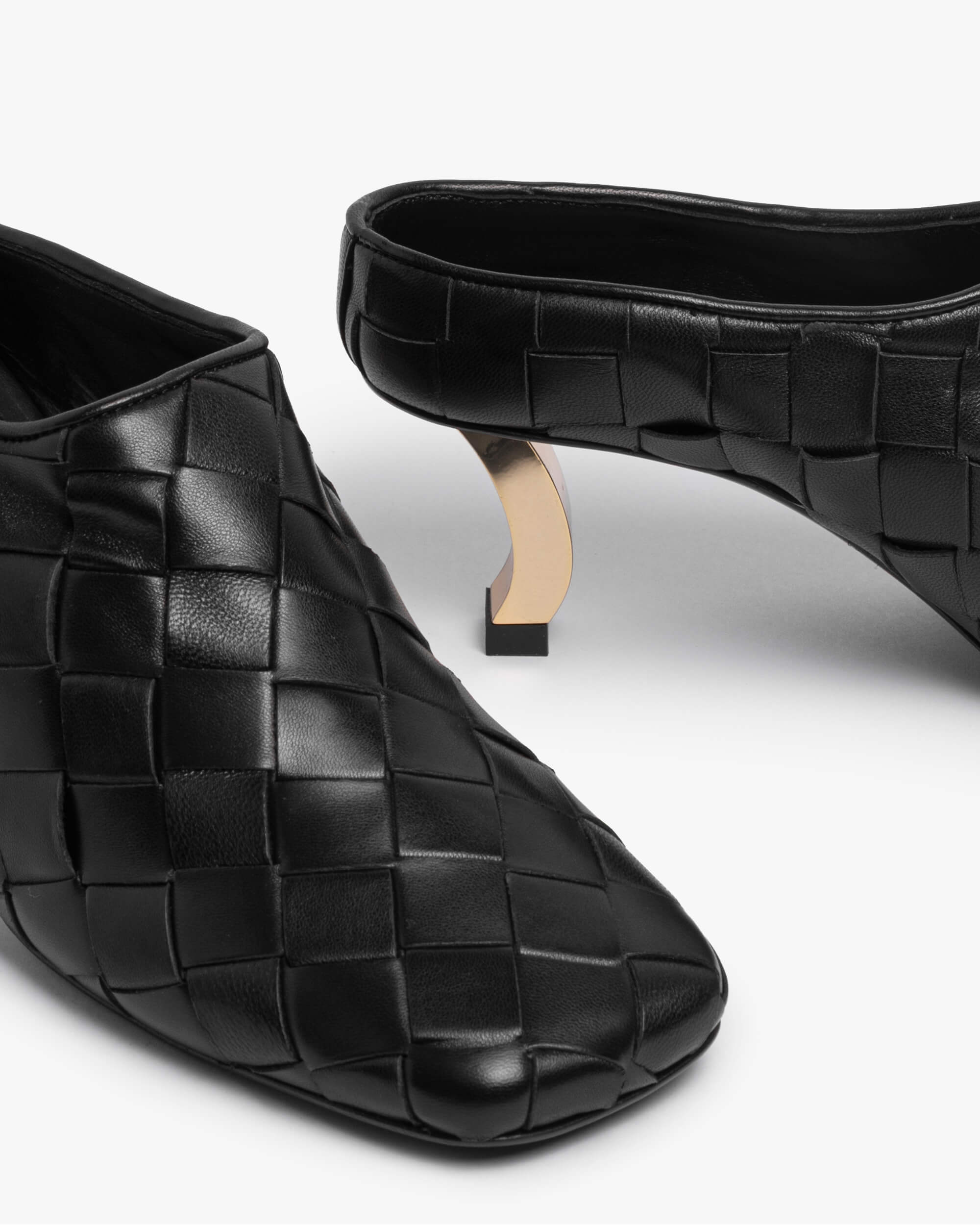 Cispia | Women's goat mules