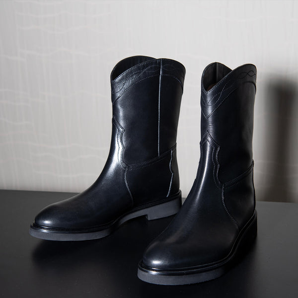 Aurelia | Black women's leather ankle boot