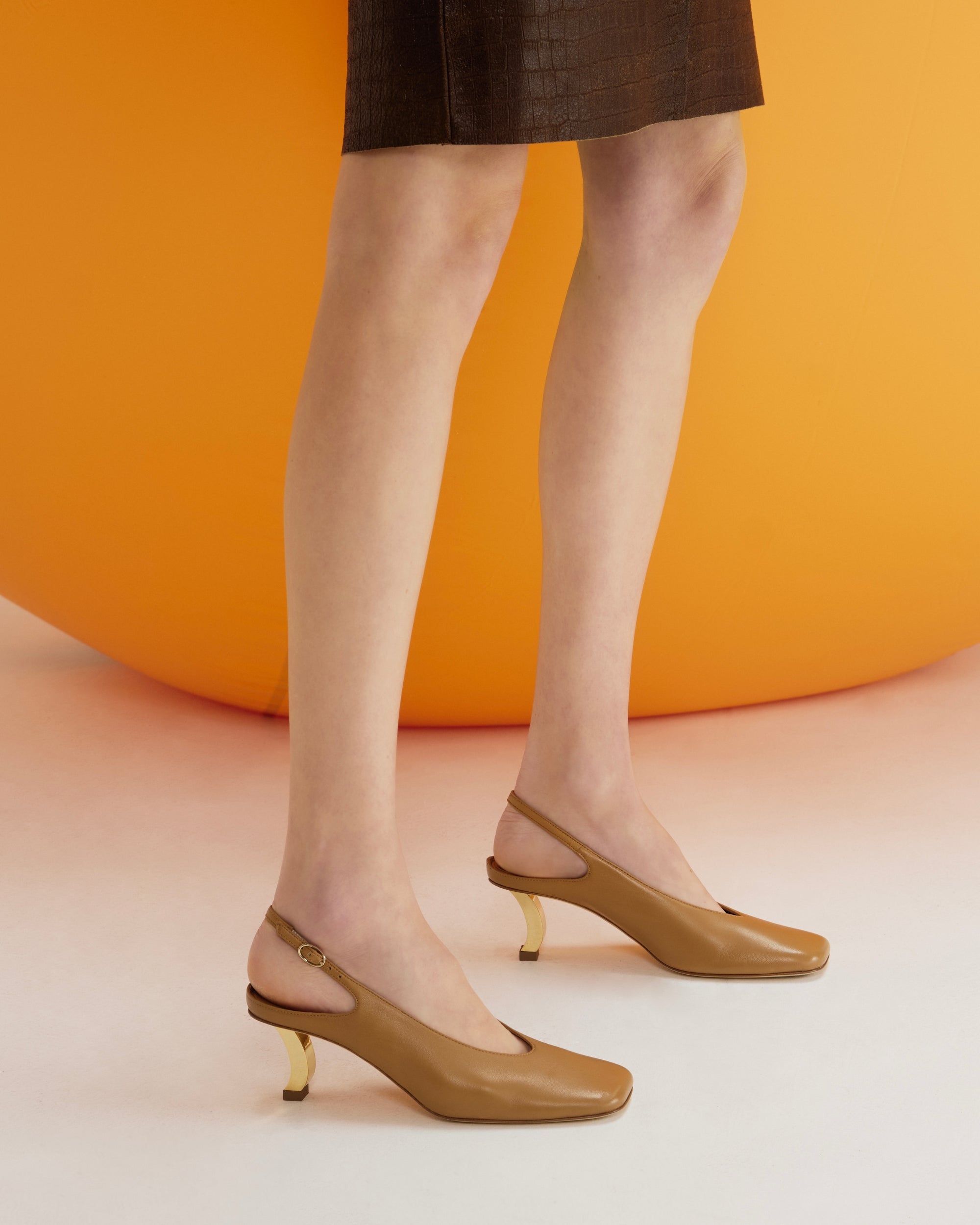 Cossinia | Slingback décolleté  donna in capra