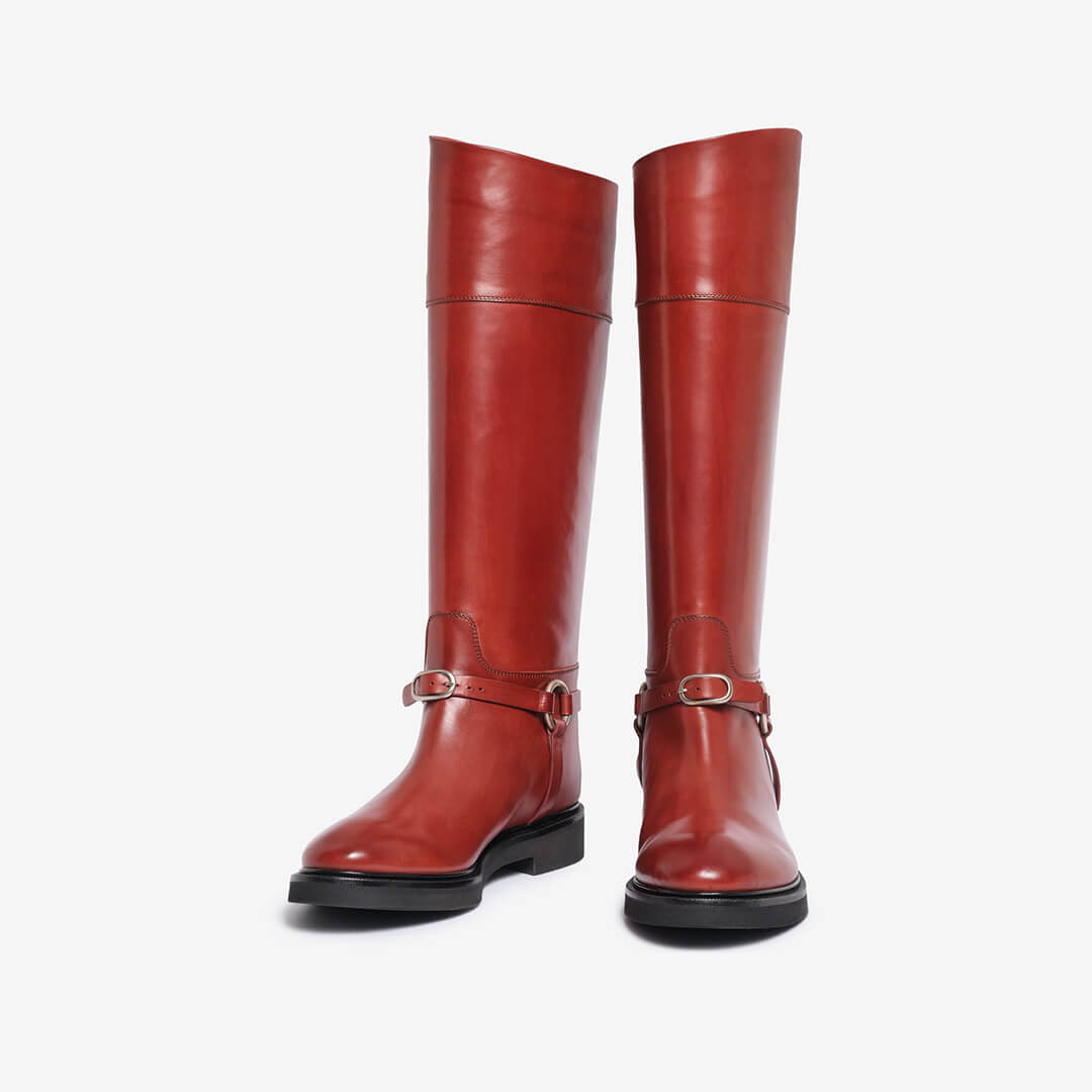 Stivale cavallerizza rosso mattone in pelle concia vegetale donna