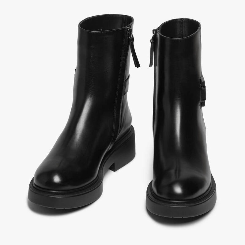 Black women's leather ankle boot
