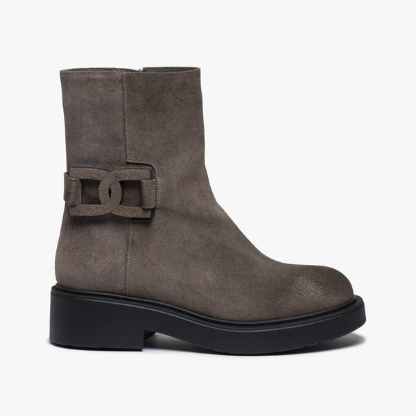 ANKLE BOOT IN CAMOSCIO DONNA