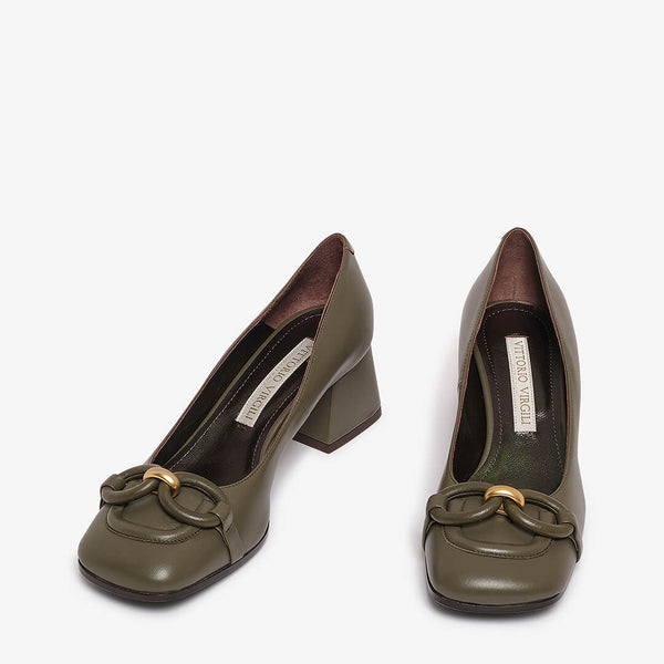 Military green women's leather décolleté
