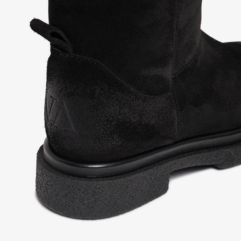 Stivale in camoscio fodera in pelliccia nero donna
