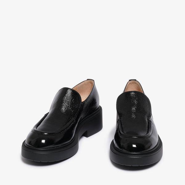 Aemilia | Black women's leather moccasin