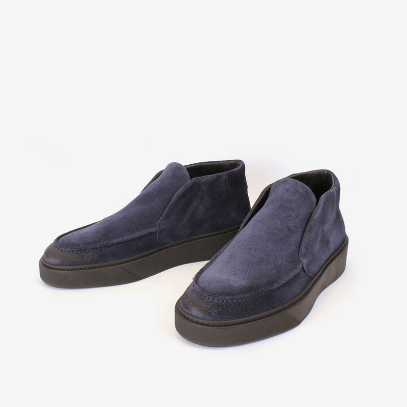 Blue men's slip-on ankle boot